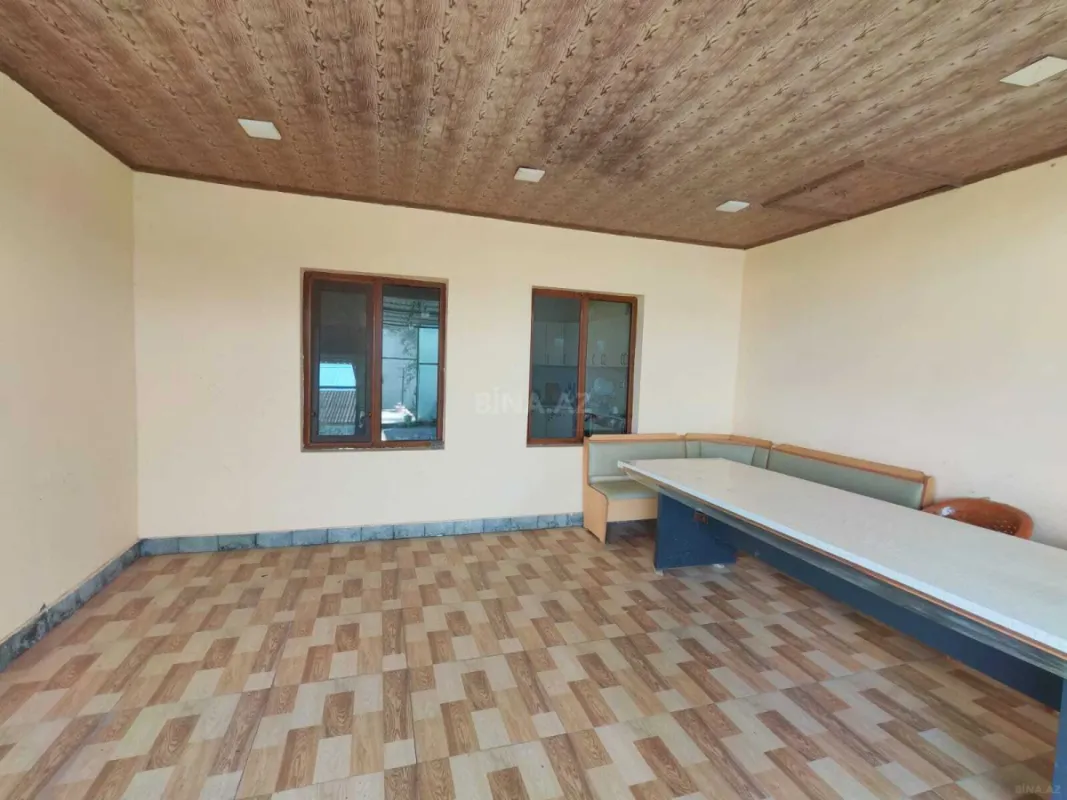 Satılır 5 otaqlı həyət evi 150 m²