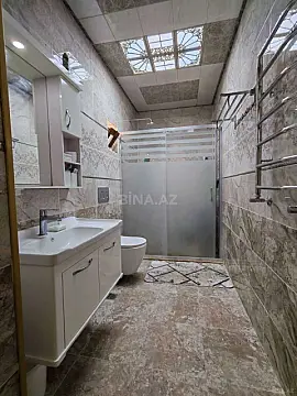 Satılır 5 otaqlı həyət evi 150 m²