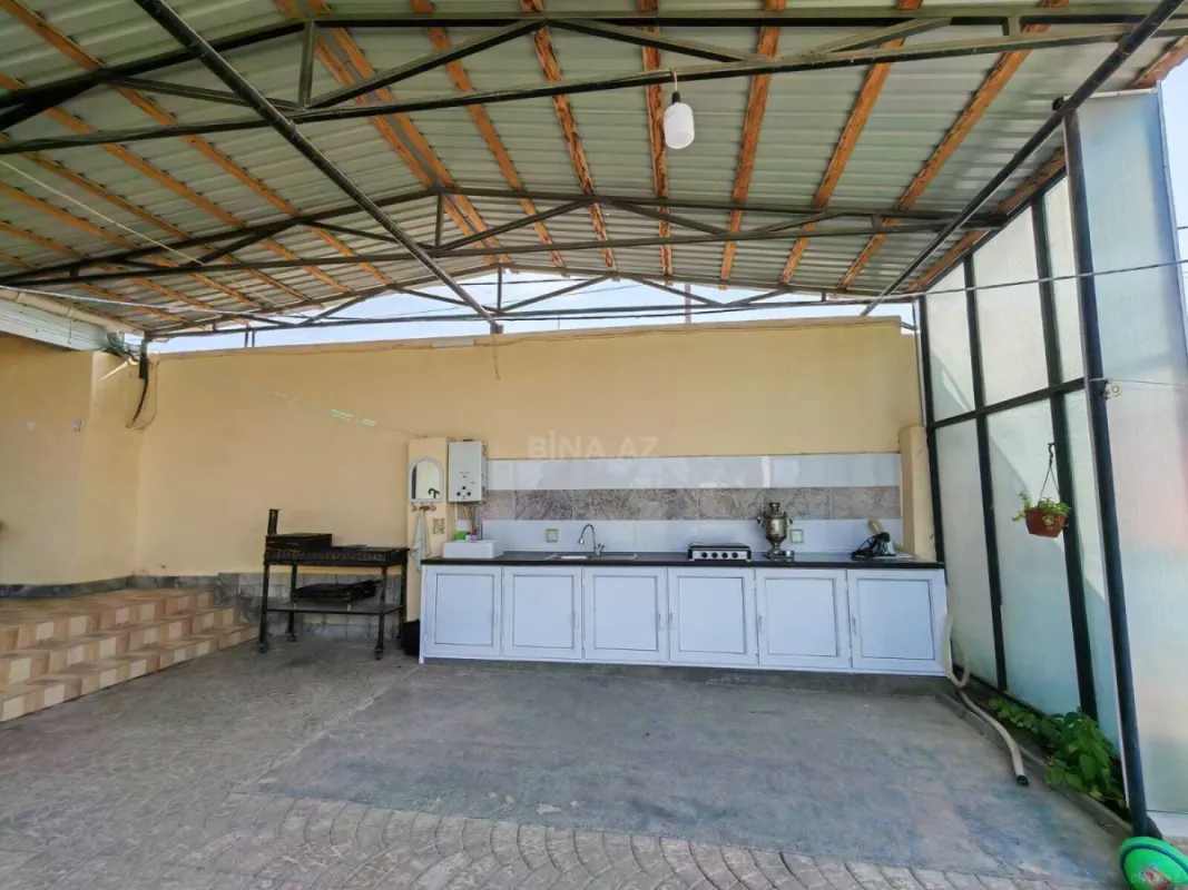 Satılır 5 otaqlı həyət evi 150 m²