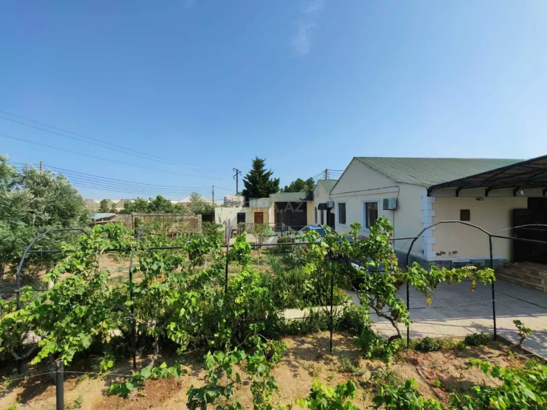 Satılır 5 otaqlı həyət evi 150 m²