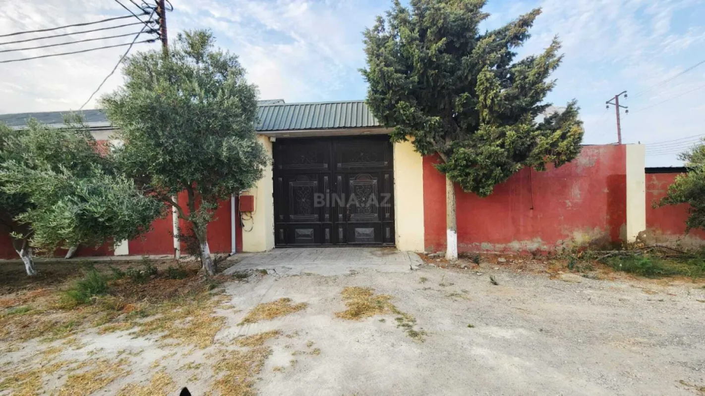 Satılır 5 otaqlı həyət evi 150 m²