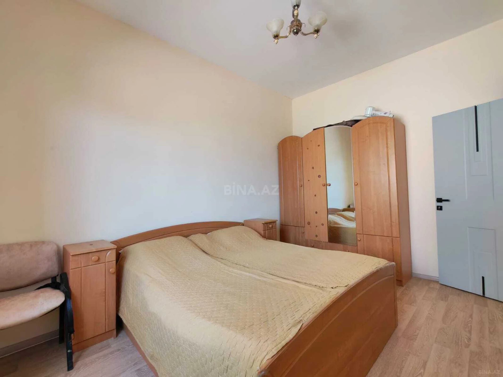 Satılır 5 otaqlı həyət evi 150 m²