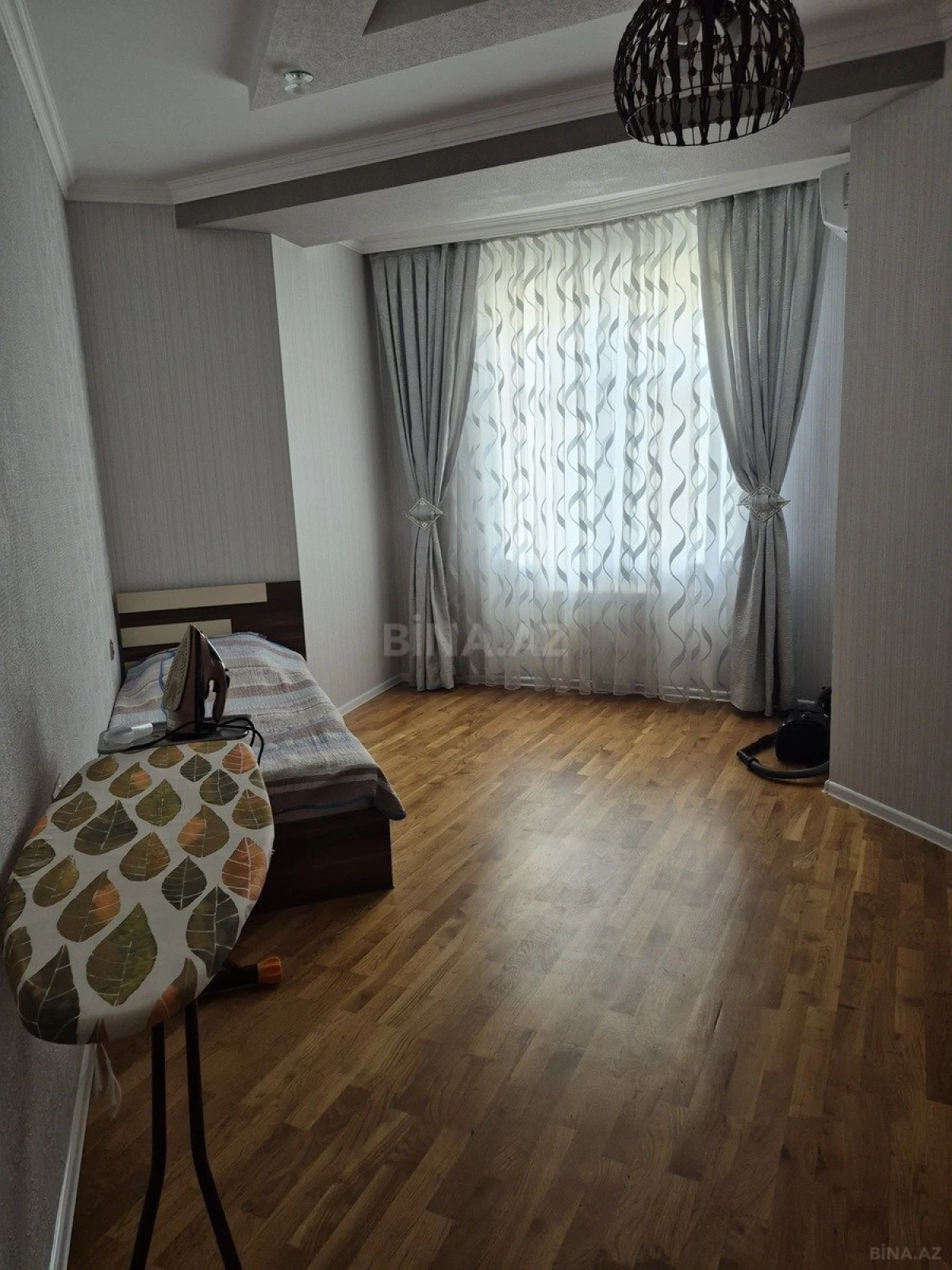 Kirayə verilir 3 otaqlı mənzil 125 m²