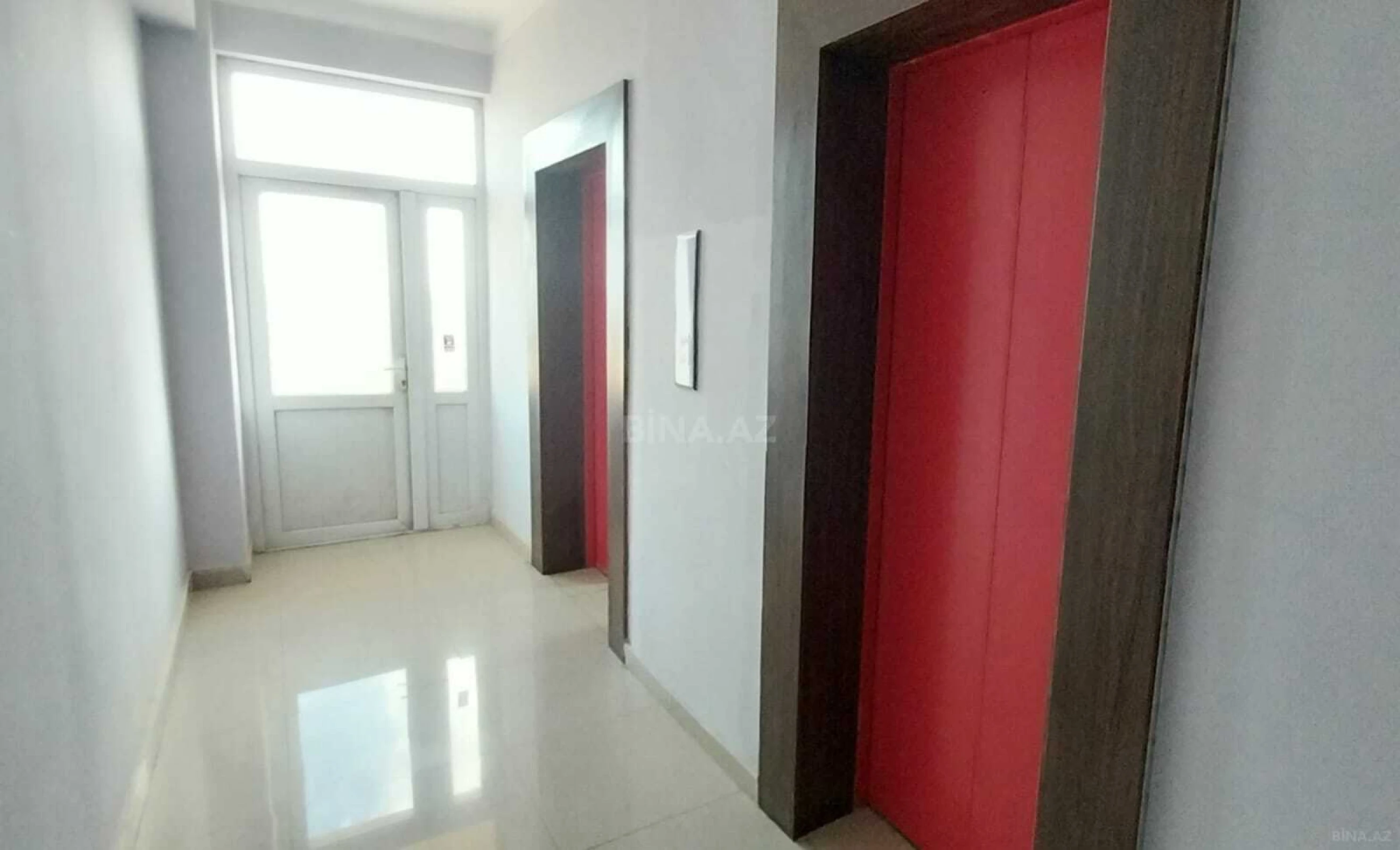 Satılır 2 otaqlı mənzil 54 m²