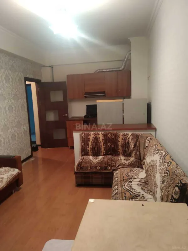 Kirayə verilir 2 otaqlı mənzil 60 m²