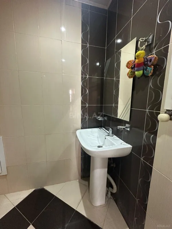 Kirayə verilir 3 otaqlı mənzil 100 m²