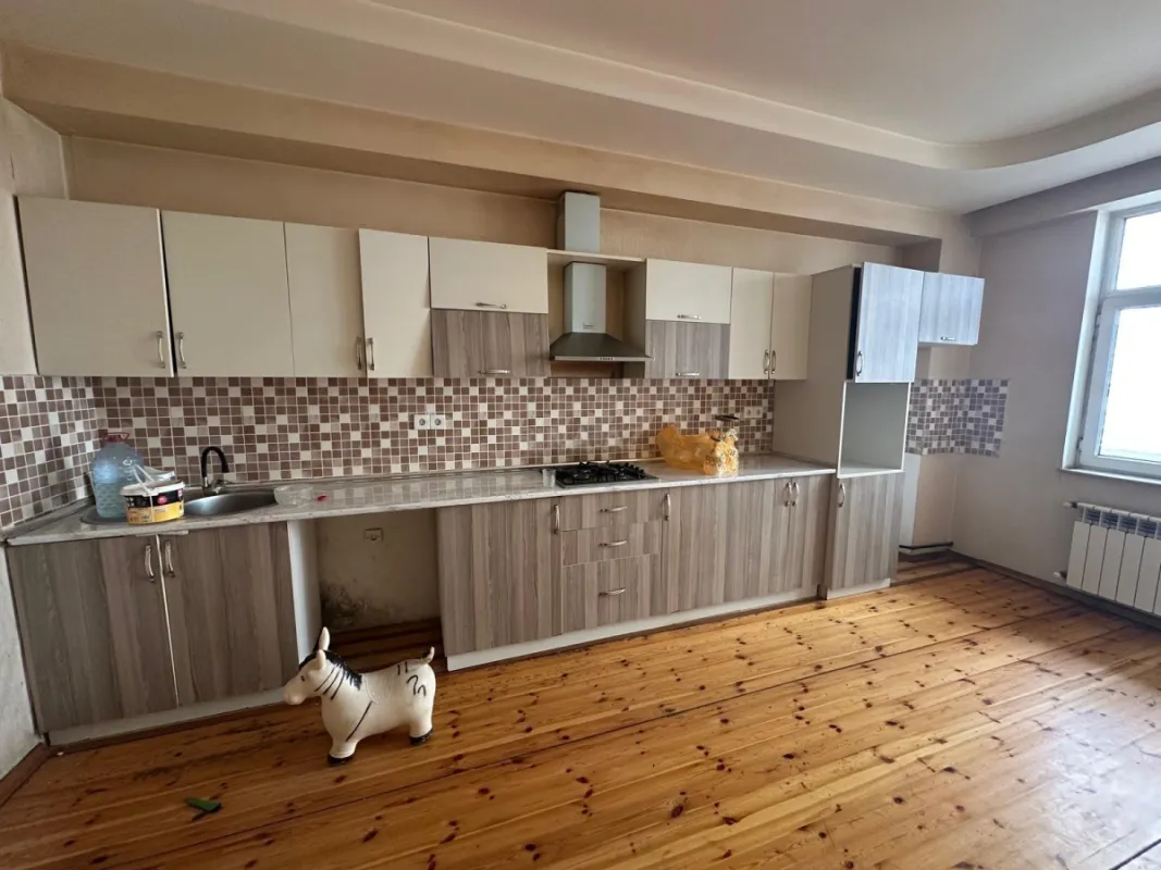 Kirayə verilir 3 otaqlı mənzil 100 m²