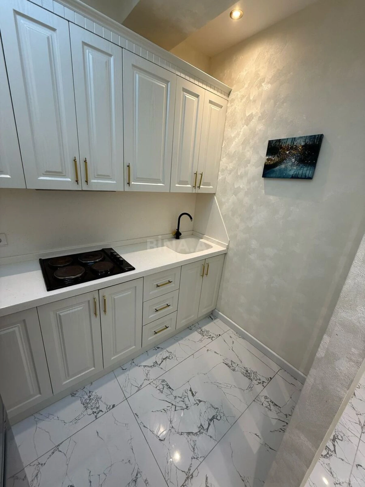 Kirayə verilir 2 otaqlı mənzil 65 m²