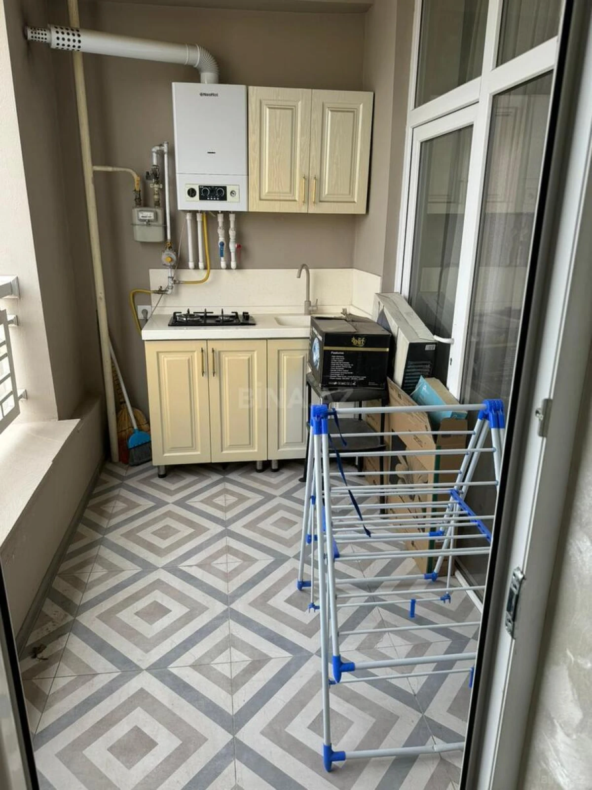 Kirayə verilir 2 otaqlı mənzil 65 m²