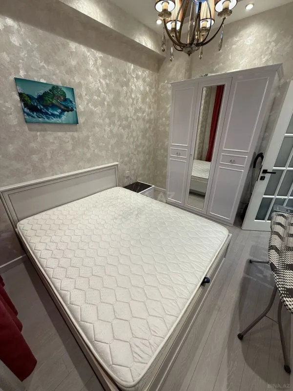 Kirayə verilir 2 otaqlı mənzil 65 m²