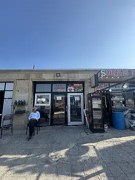 Satılır obyekt 700 m²