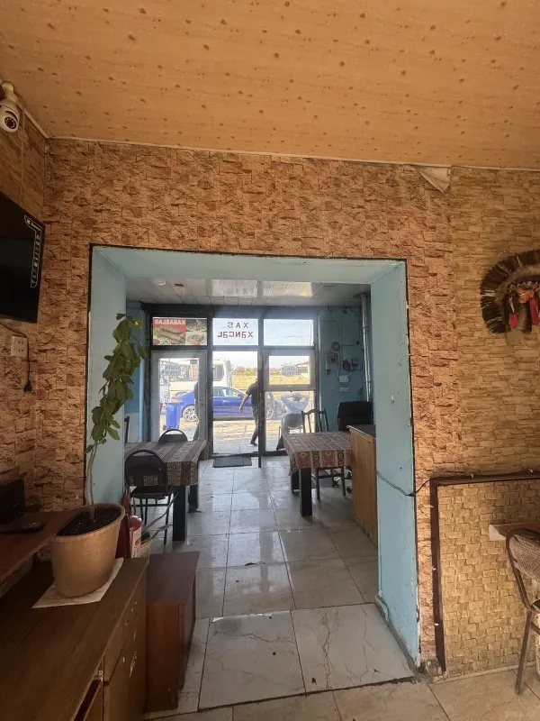 Satılır obyekt 700 m²