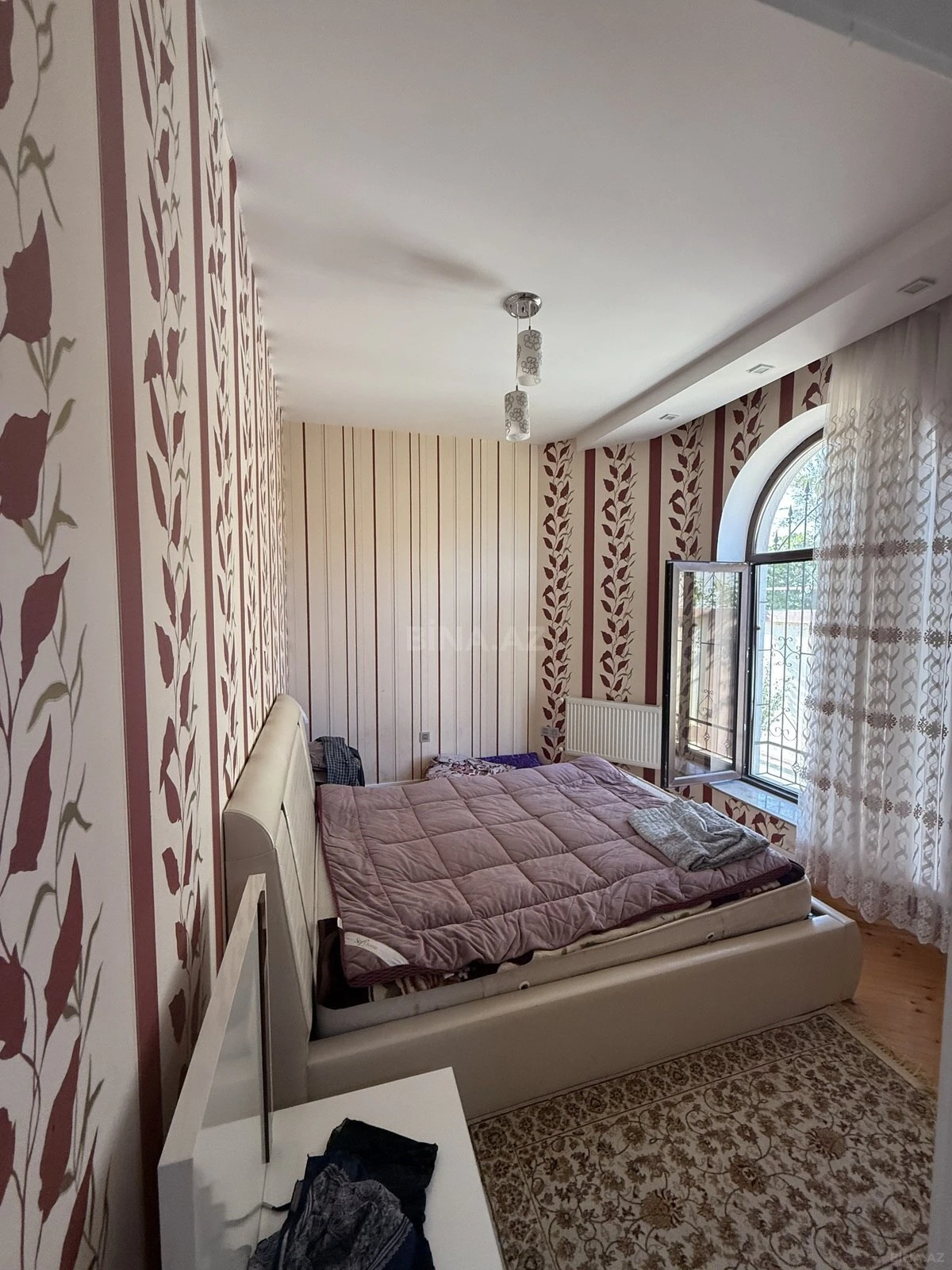 Satılır 7 otaqlı həyət evi 250 m²