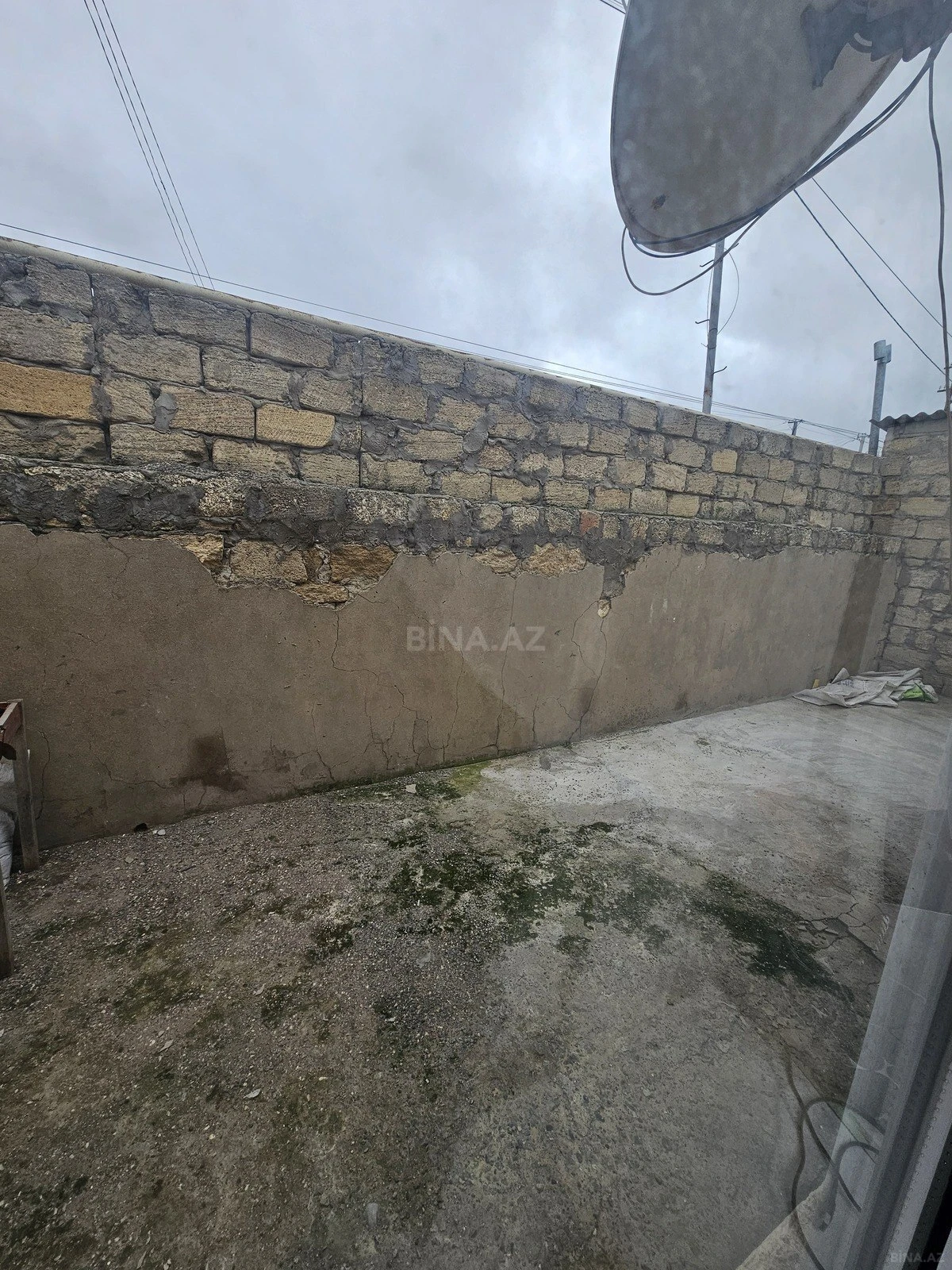 Satılır 3 otaqlı həyət evi 100 m²