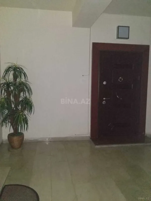 Kirayə verilir 2 otaqlı mənzil 96 m²