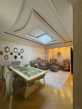 Satılır 3 otaqlı mənzil 957 m² — Bakı, İnşaatçılar 3 otaq 957.00 m²