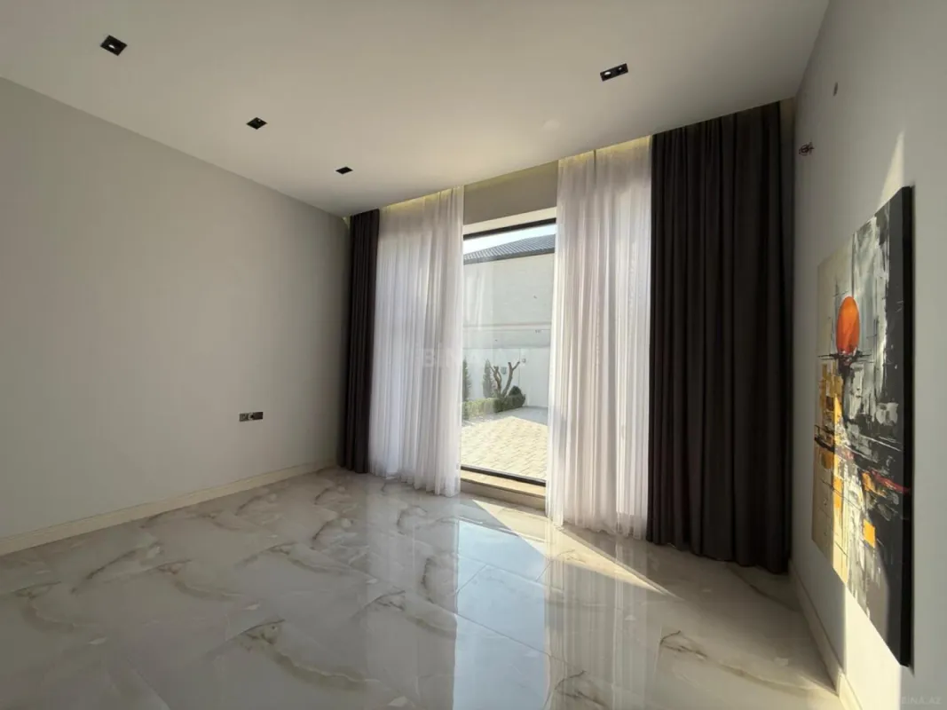 Satılır 4 otaqlı həyət evi 180 m²
