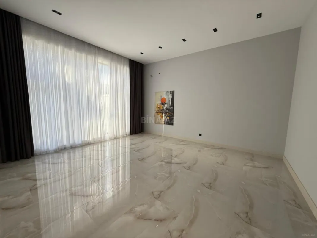 Satılır 4 otaqlı həyət evi 180 m²