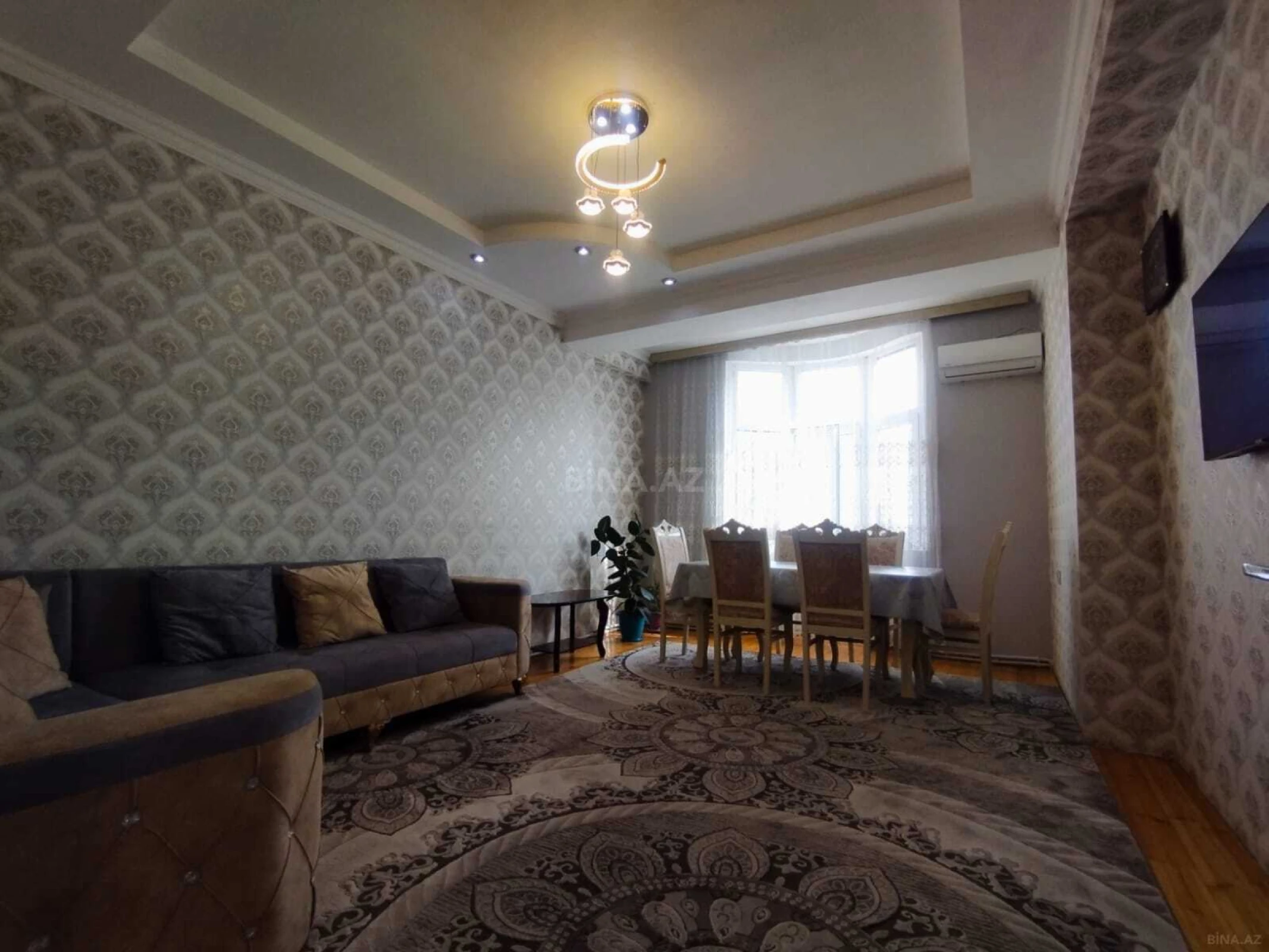 Satılır 2 otaqlı mənzil 60 m²