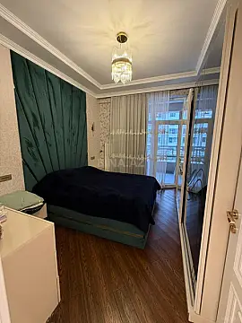 Satılır 3 otaqlı mənzil 128 m²