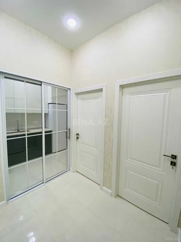 Kirayə verilir 2 otaqlı mənzil 70 m²
