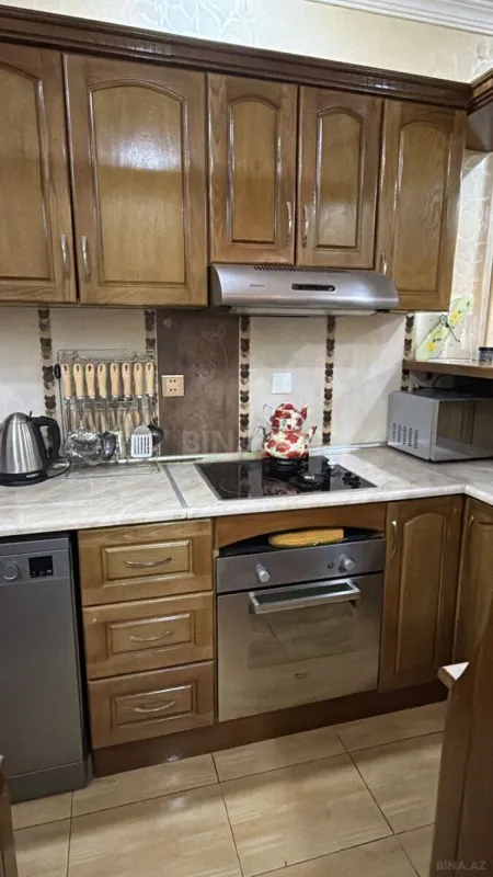 Kirayə verilir 3 otaqlı mənzil 105 m²