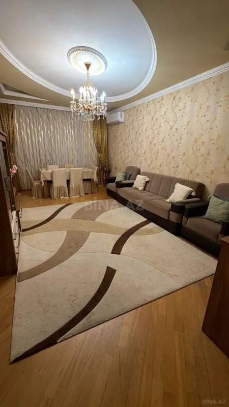 Kirayə verilir 3 otaqlı mənzil 105 m²