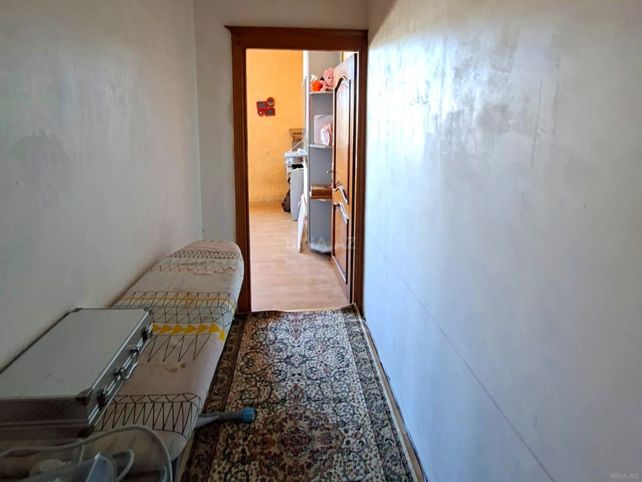 Satılır 3 otaqlı mənzil 145 m²