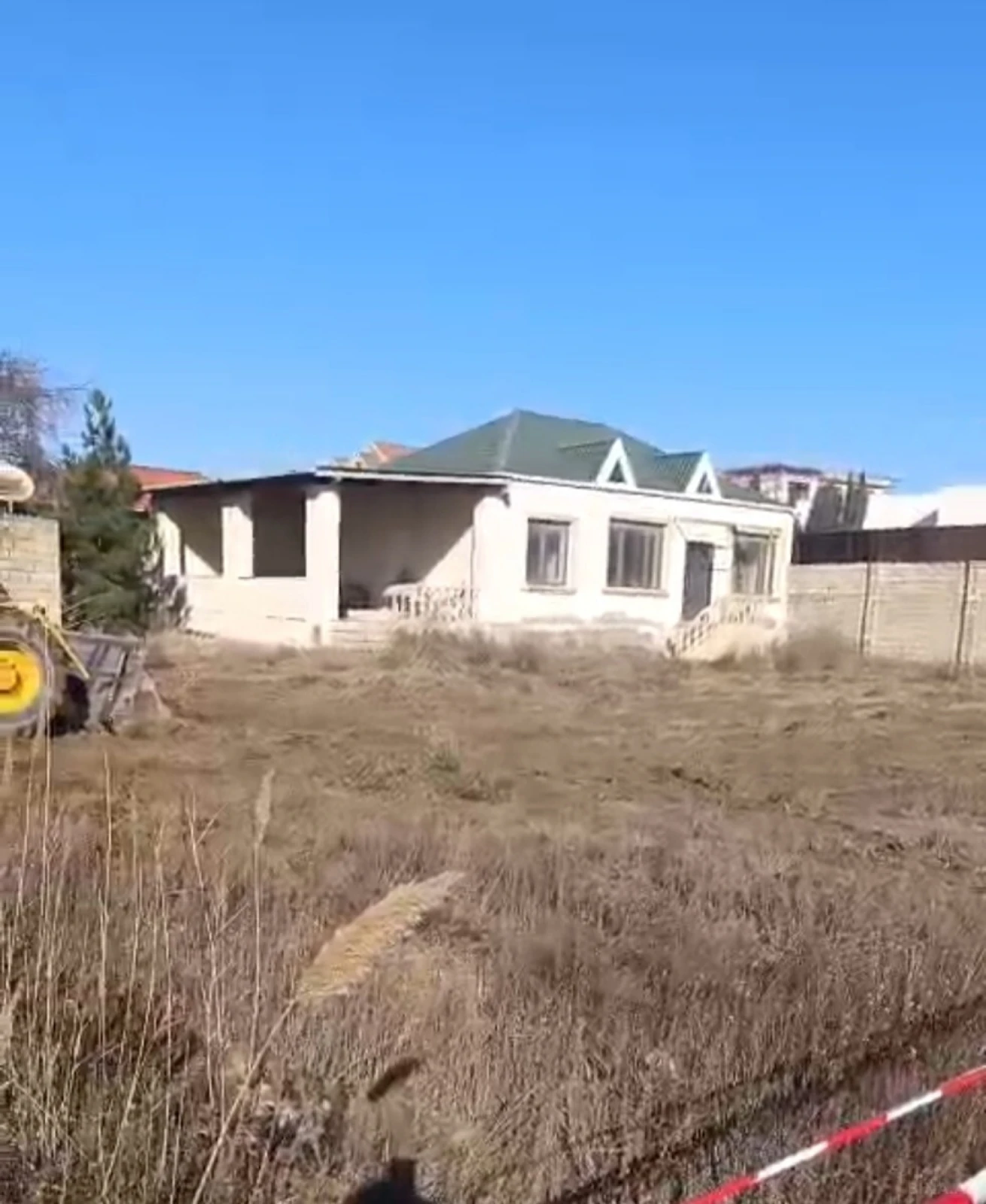 Satılır torpaq sahəsi 12 m²