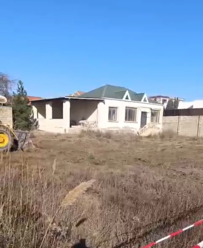 Satılır torpaq sahəsi 12 m²