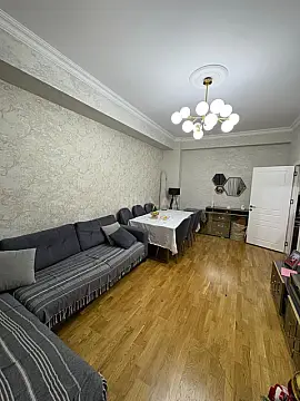 Satılır 2 otaqlı mənzil 70 m²