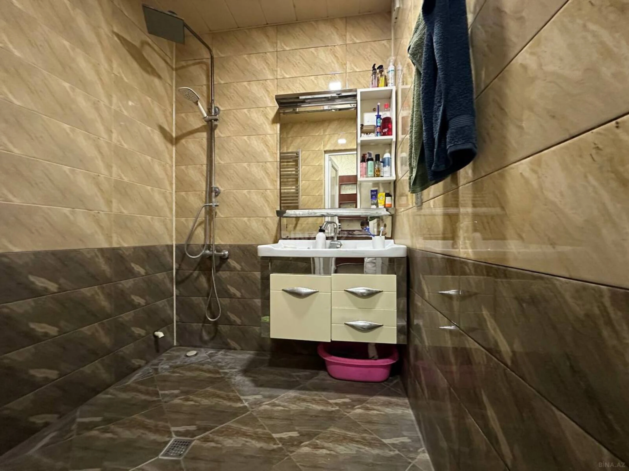 Satılır 3 otaqlı mənzil 70 m²