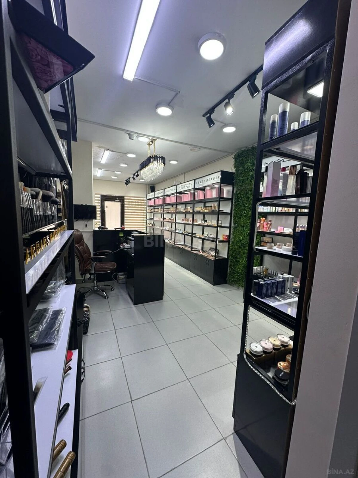 Kirayə verilir obyekt 70 m²