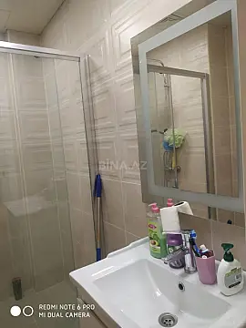 Kirayə verilir 2 otaqlı mənzil 72 m²