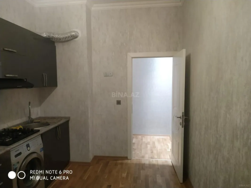 Kirayə verilir 2 otaqlı mənzil 72 m²