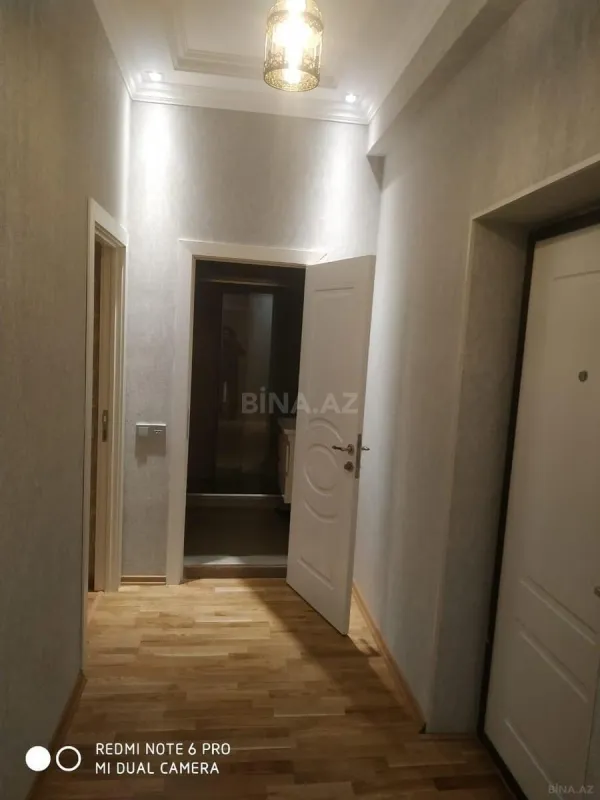 Kirayə verilir 2 otaqlı mənzil 72 m²