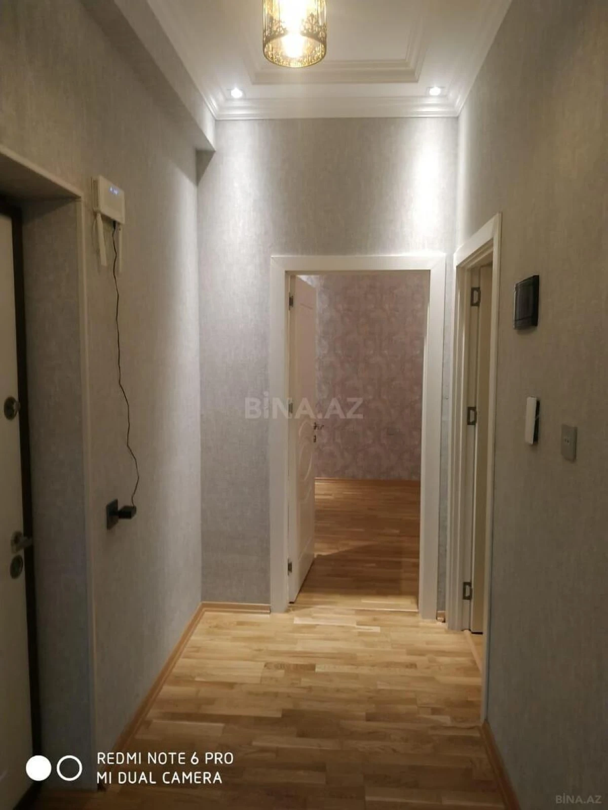 Kirayə verilir 2 otaqlı mənzil 72 m²