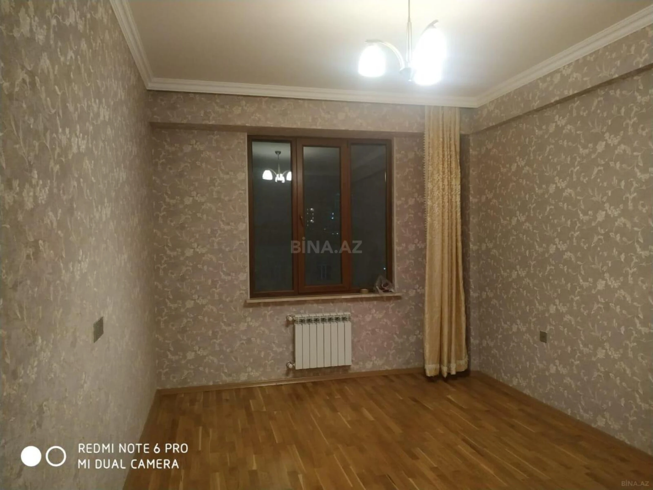Kirayə verilir 2 otaqlı mənzil 72 m²