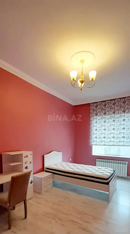 Satılır 4 otaqlı həyət evi 160 m²