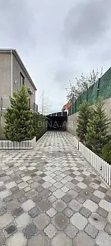 Satılır 4 otaqlı həyət evi 160 m²