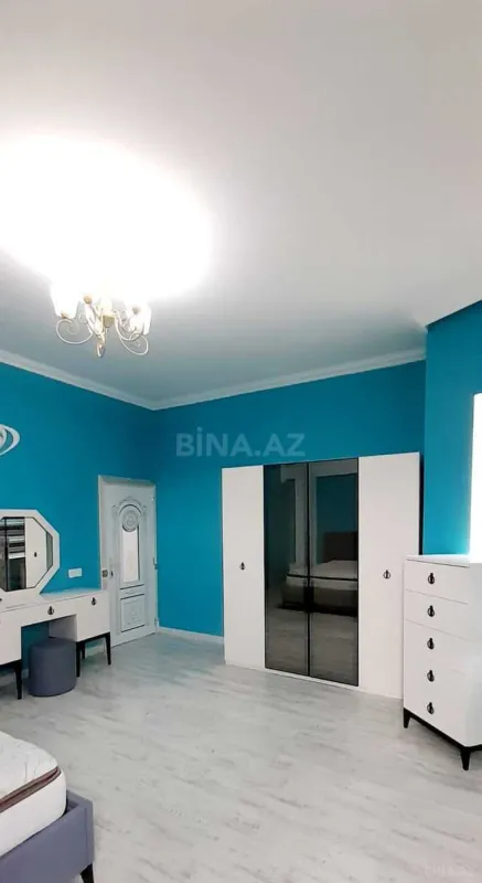 Satılır 4 otaqlı həyət evi 160 m²
