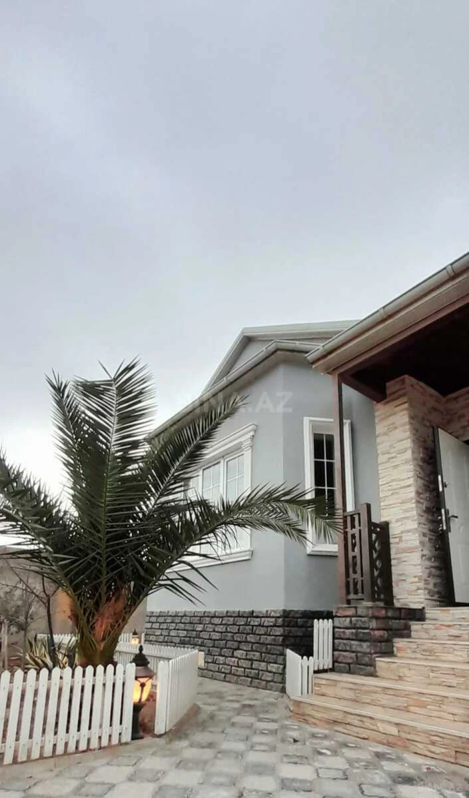 Satılır 4 otaqlı həyət evi 160 m²