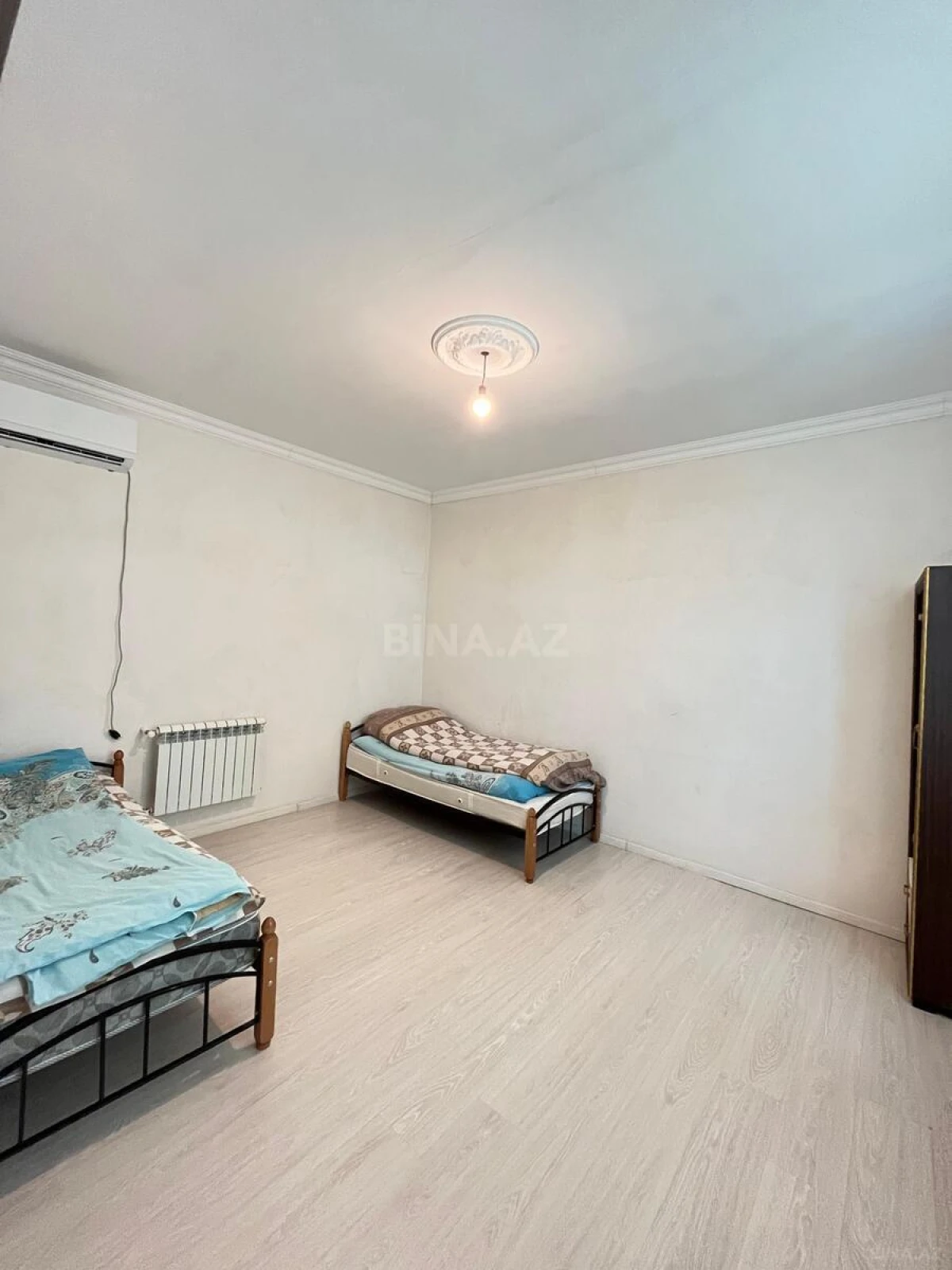 Satılır 5 otaqlı həyət evi 180 m²