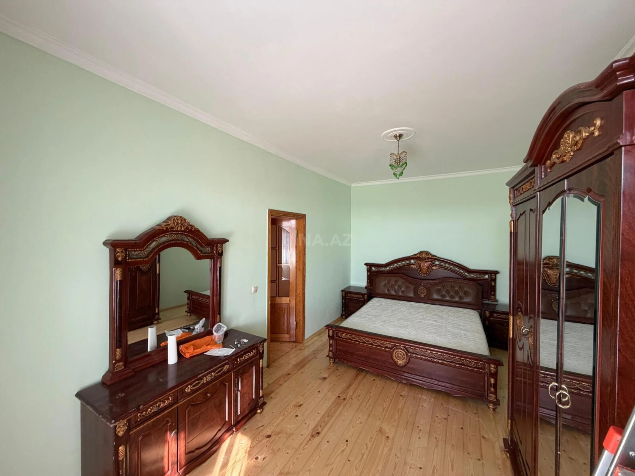 Kirayə verilir 2 otaqlı mənzil 73 m²