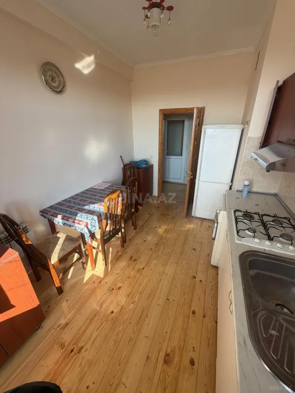 Kirayə verilir 2 otaqlı mənzil 73 m²