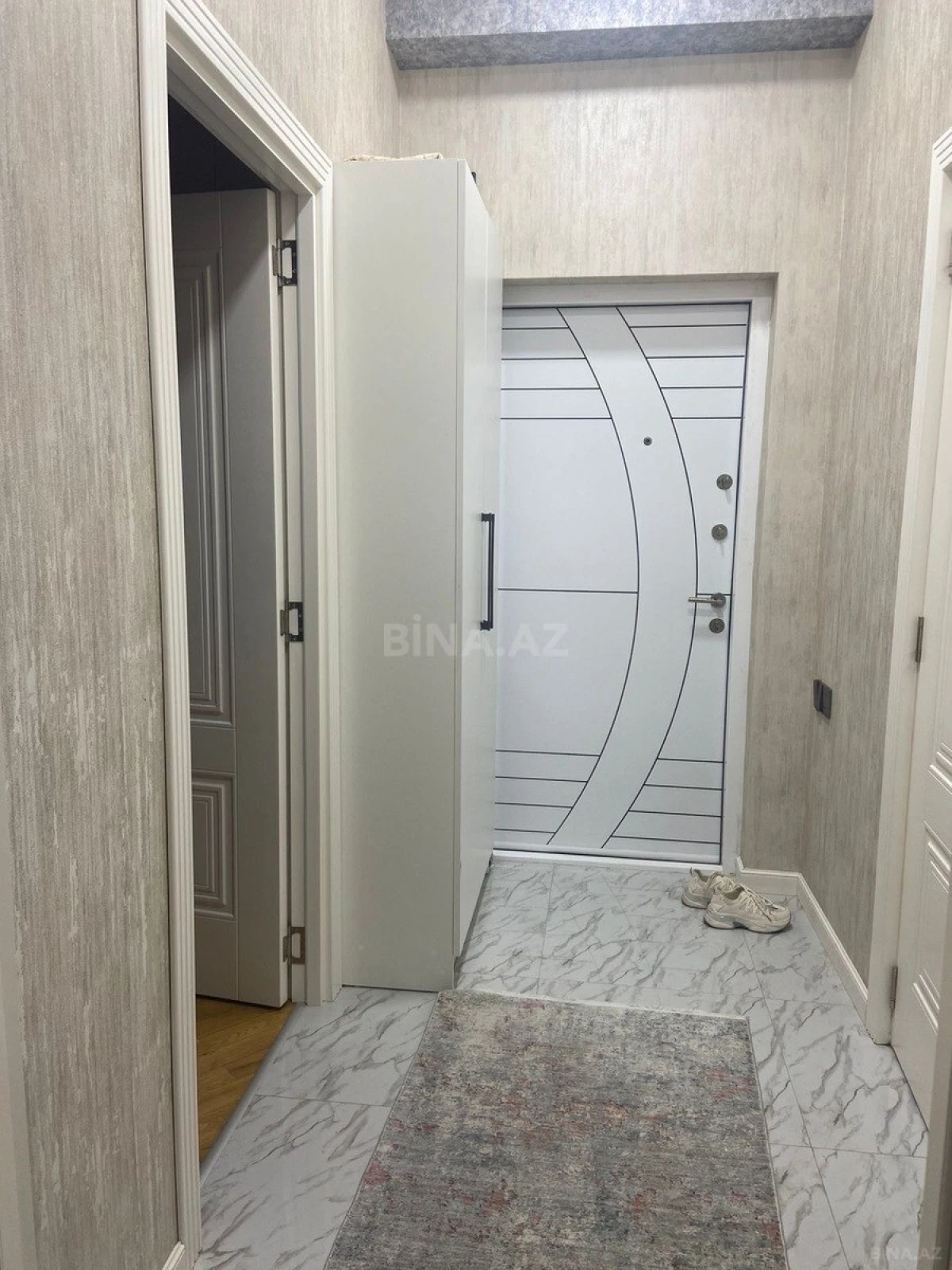 Kirayə verilir 2 otaqlı mənzil 55 m²