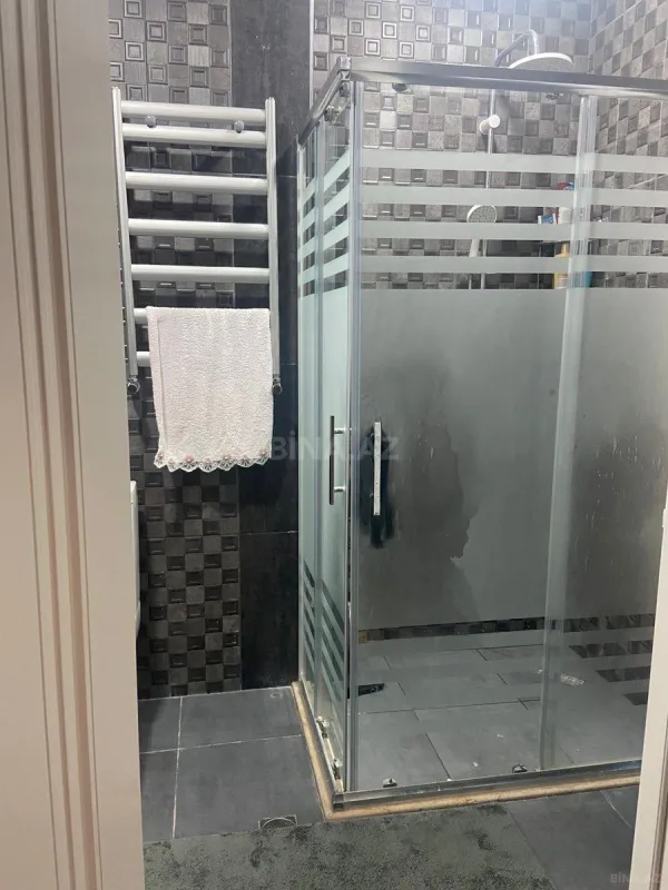 Kirayə verilir 2 otaqlı mənzil 55 m²