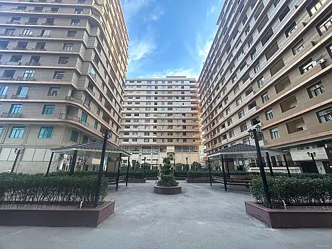 Satılır 3 otaqlı mənzil 105 m² — Bakı, Nizami 3 otaq 105.00 m²