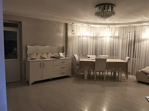 Satılır 3 otaqlı mənzil 96 m² — Bakı, İnşaatçılar 3 otaq 96.00 m²