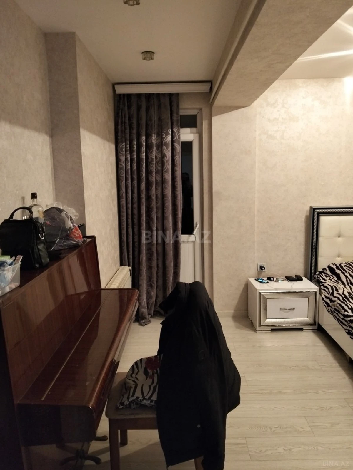 Satılır 3 otaqlı mənzil 96 m²